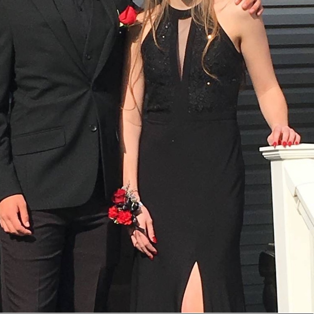 Long black dress